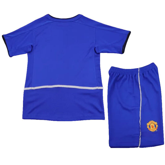 Manchester United 02/03 Kids Third Kit - Blue - Inc Socks