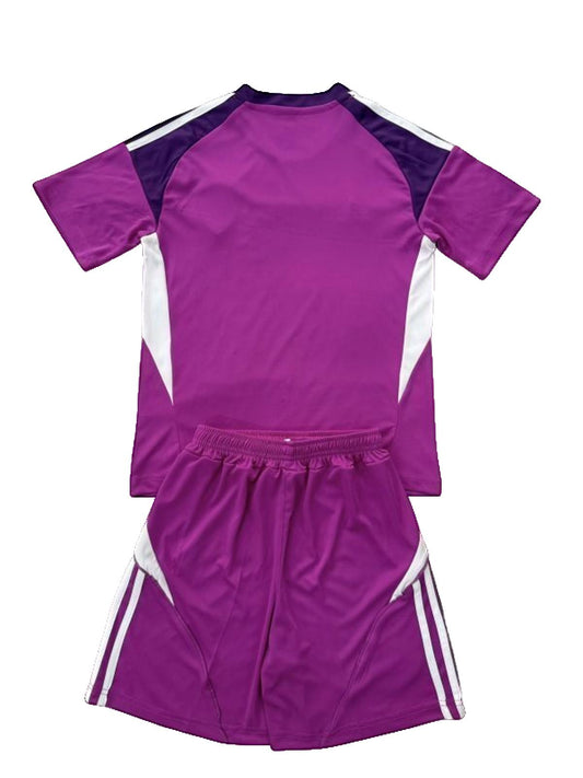 Leeds United 25/26 Kids Goalkeeper Kit - Purple - Inc Socks