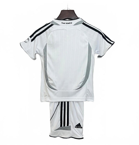 Real Madrid 2006 Adidas Retro Kids Kit - White - Inc Socks