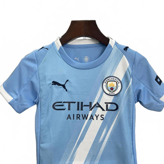 Manchester City Puma 25/26 Kids Home Kit - Inc Socks