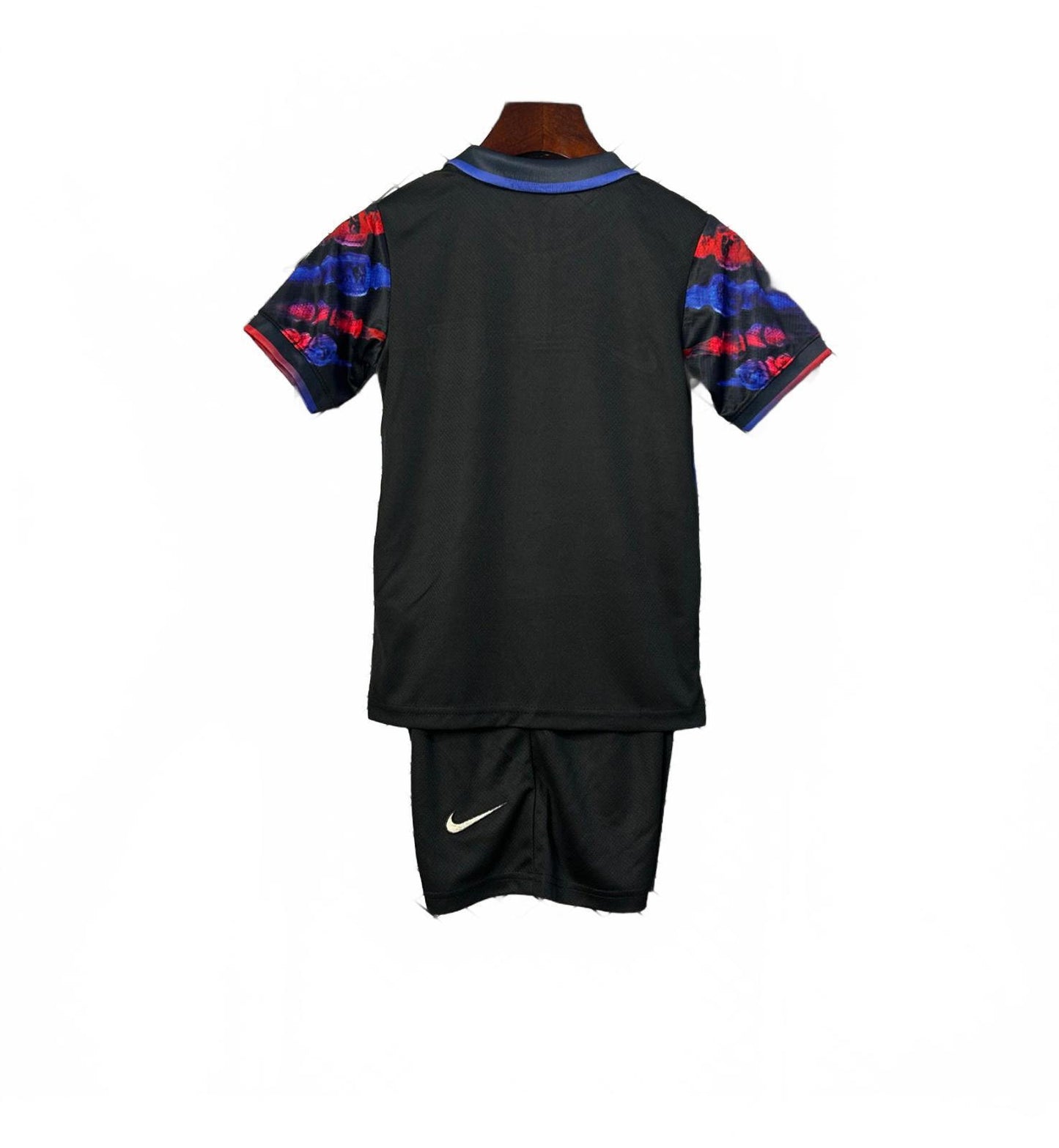 Barcelona 25/26 Nike Concept Kids Kit - Inc Socks