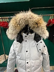 Canada Goose Wyndham Parka - Black Label