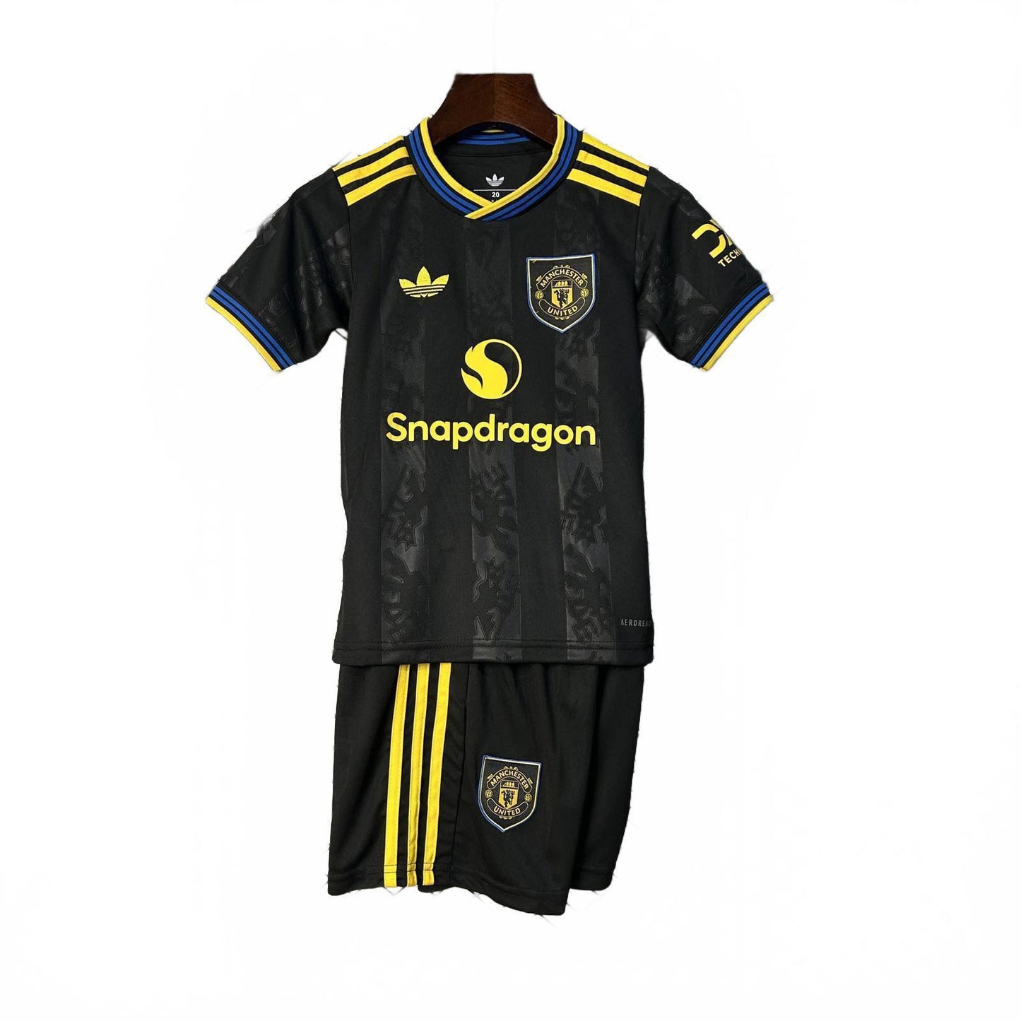 Manchester United 25/26 Adidas Kids Third Kit - Inc Socks