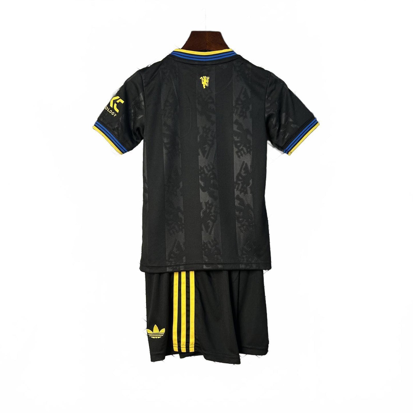 Manchester United 25/26 Adidas Kids Third Kit - Inc Socks