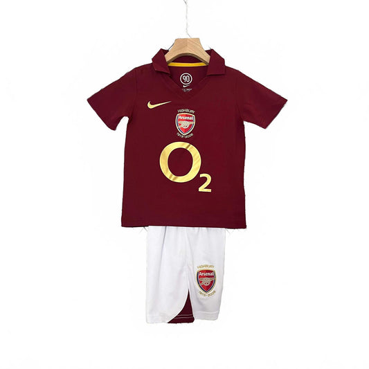 Arsenal 05/06 Nike Kids Home Kit - Red - Inc Socks