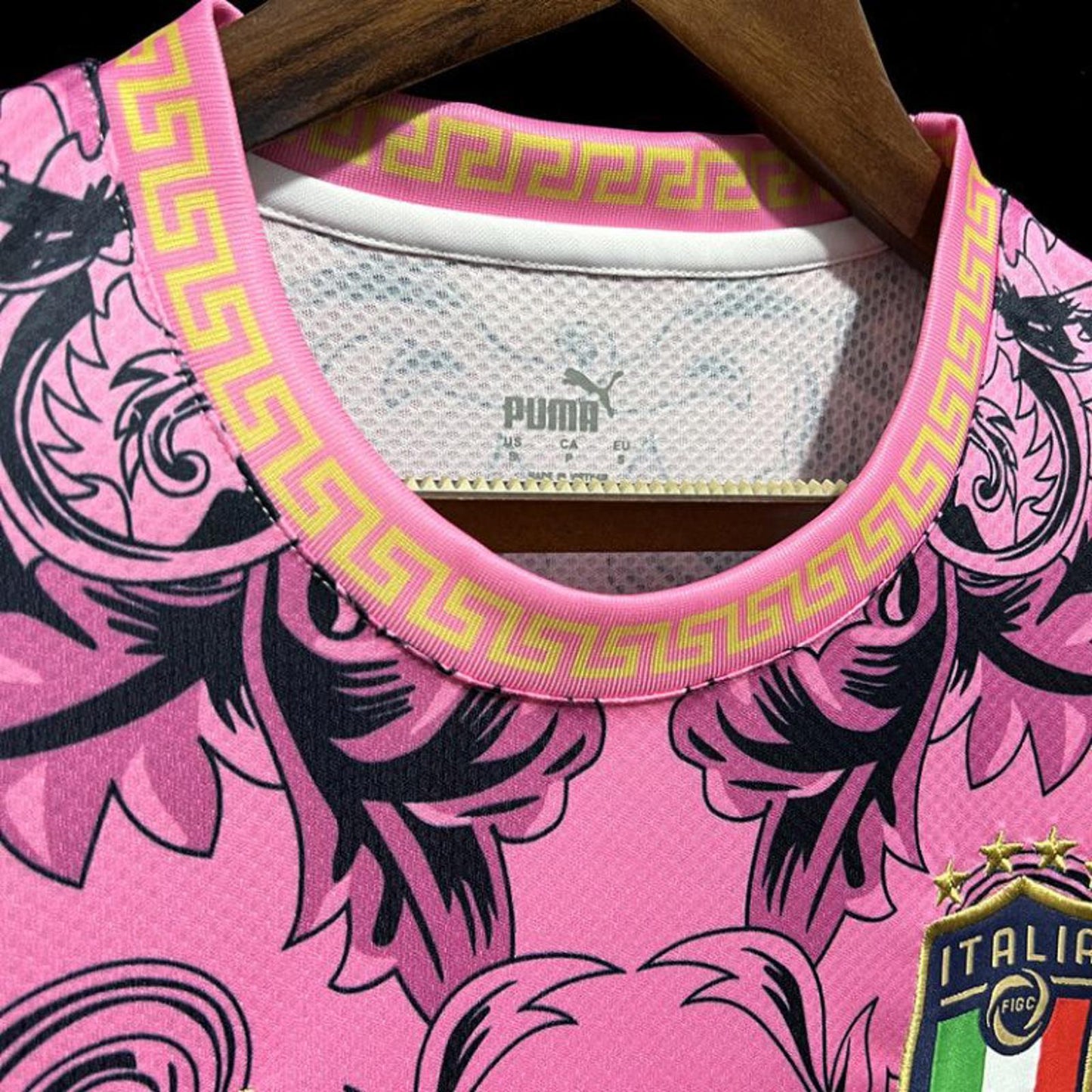 Italy x Versace Puma 2023 Concept Jersey - Pink