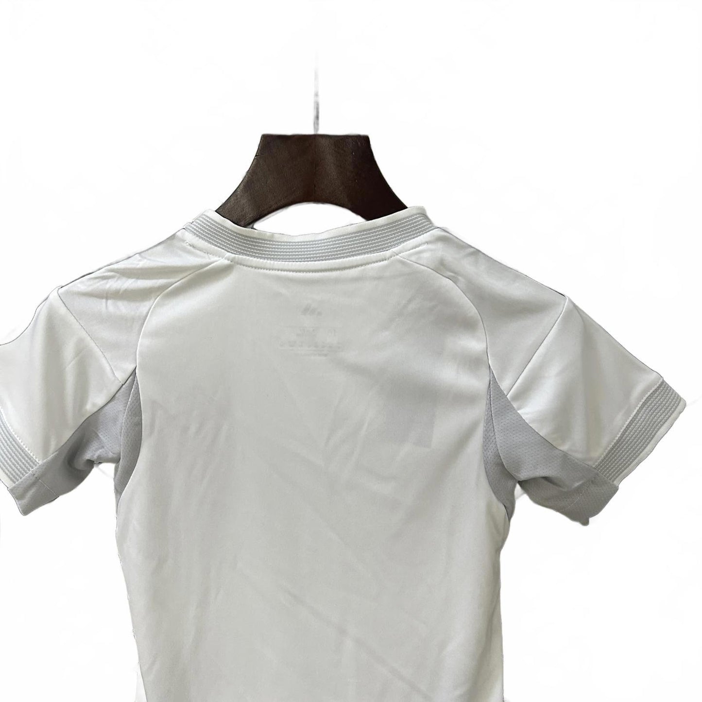 Real Madrid 25/26 Adidas Kids Home Kit - Inc Socks