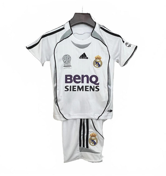 Real Madrid 2006 Adidas Retro Kids Kit - White - Inc Socks