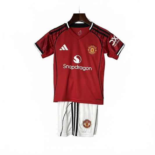 Manchester United 25/26 Adidas Kids Home Kit - Inc Socks