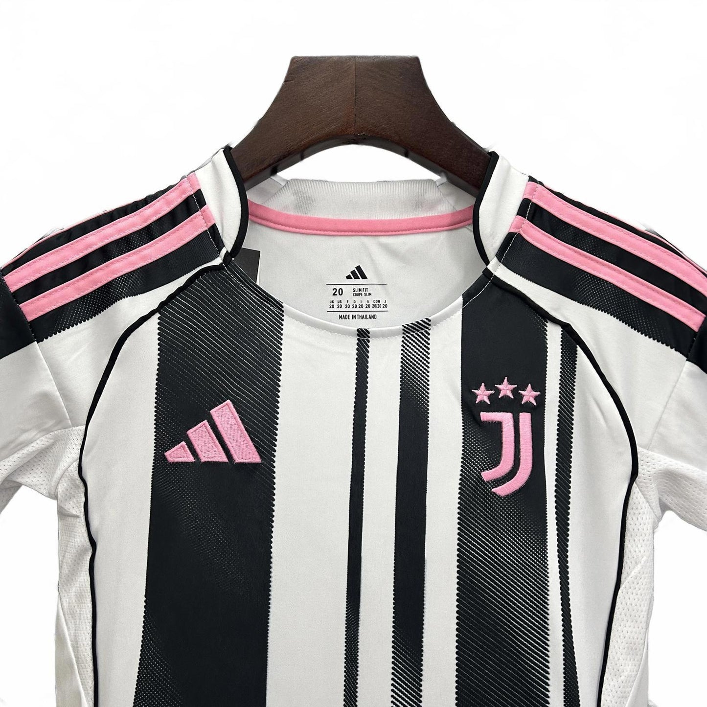 Juventus FC Adidas 25/26 Kids Home Kit - Inc Socks