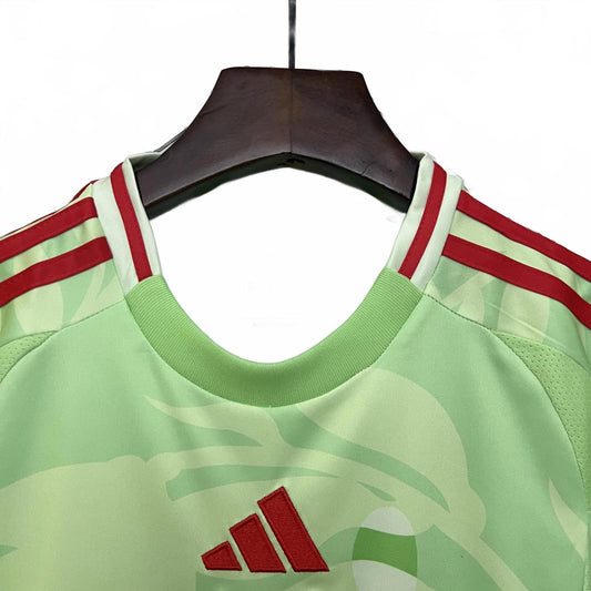 Italy 2025 Adidas Kids Away Kit - Green - Inc Socks