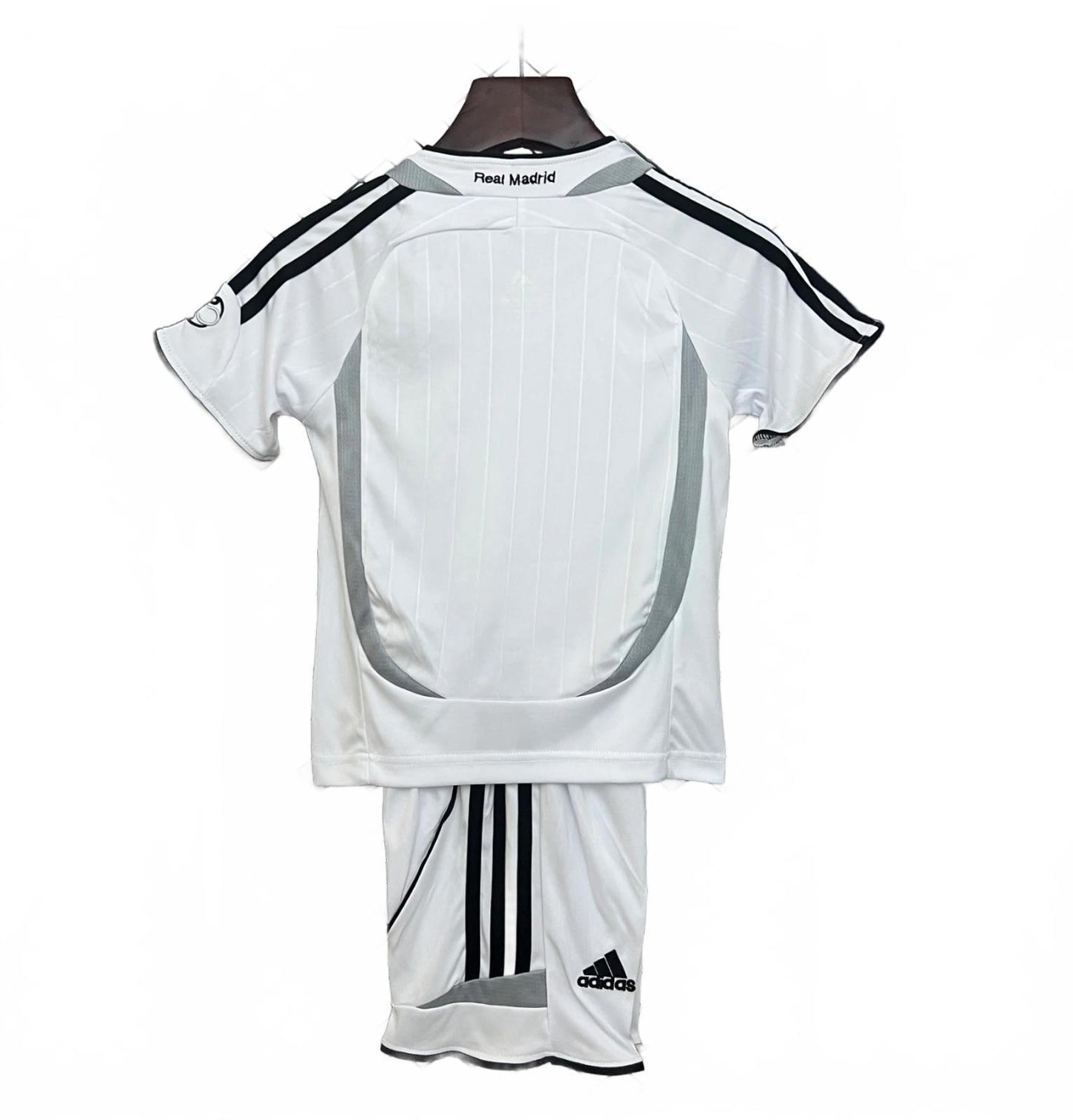 Real Madrid 2006 Adidas Retro Kids Kit - White - Inc Socks