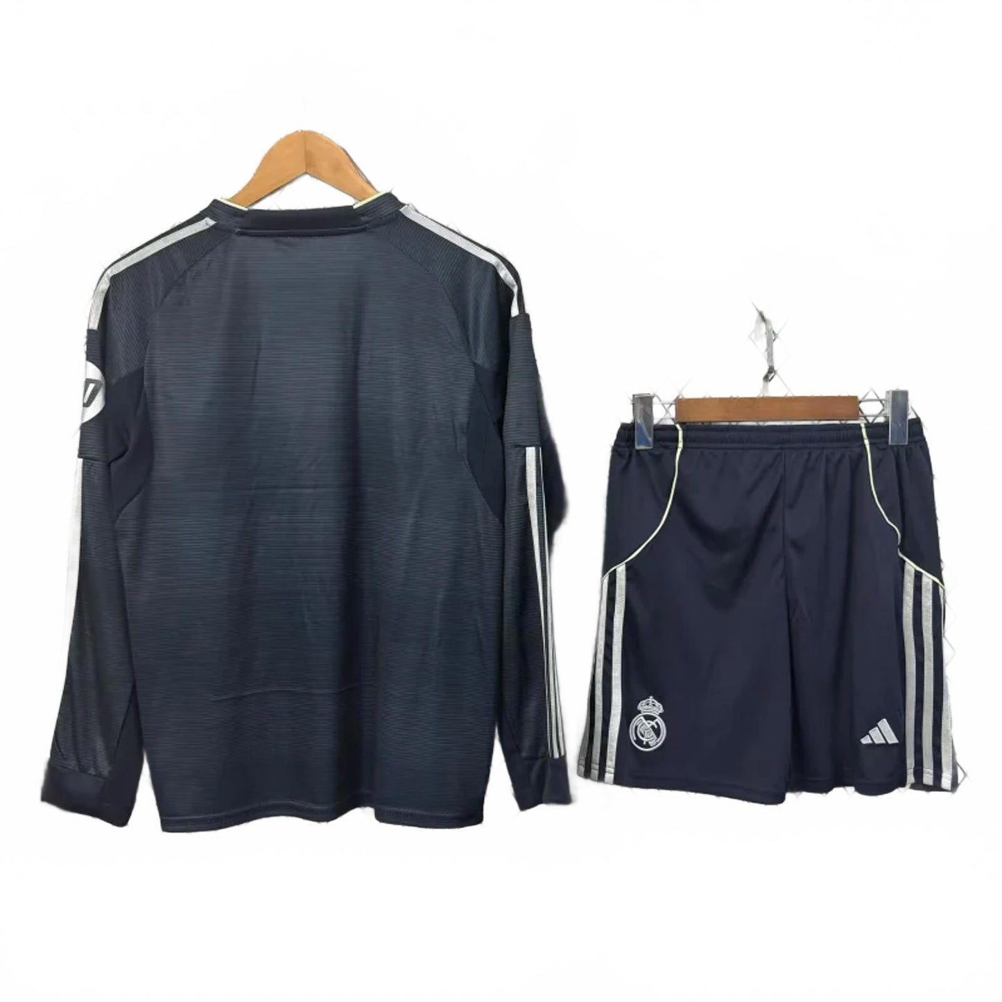 Real Madrid 25/26 Adidas Kids Long Sleeve Away Kit - Black - Inc Socks