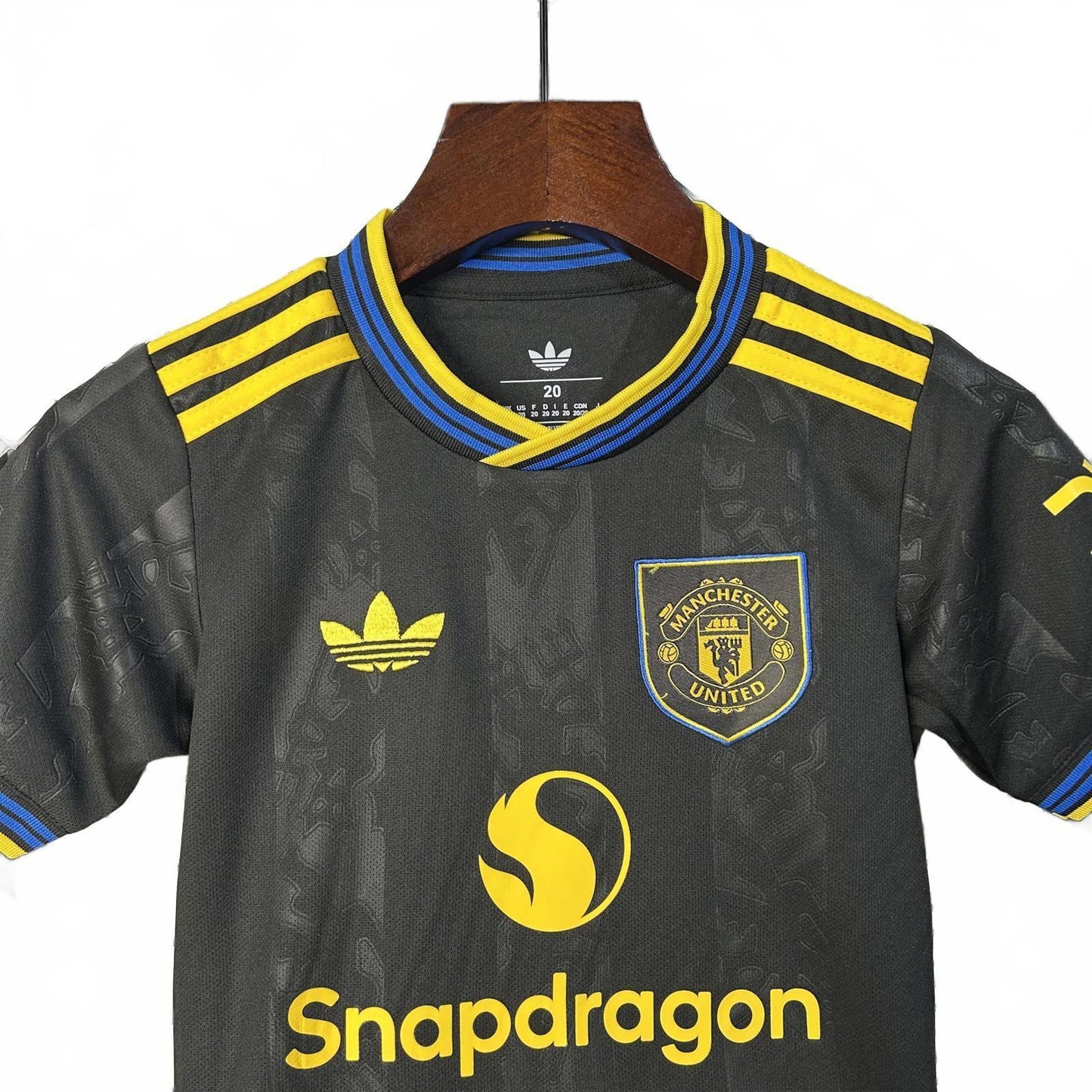 Manchester United 25/26 Adidas Kids Third Kit - Inc Socks