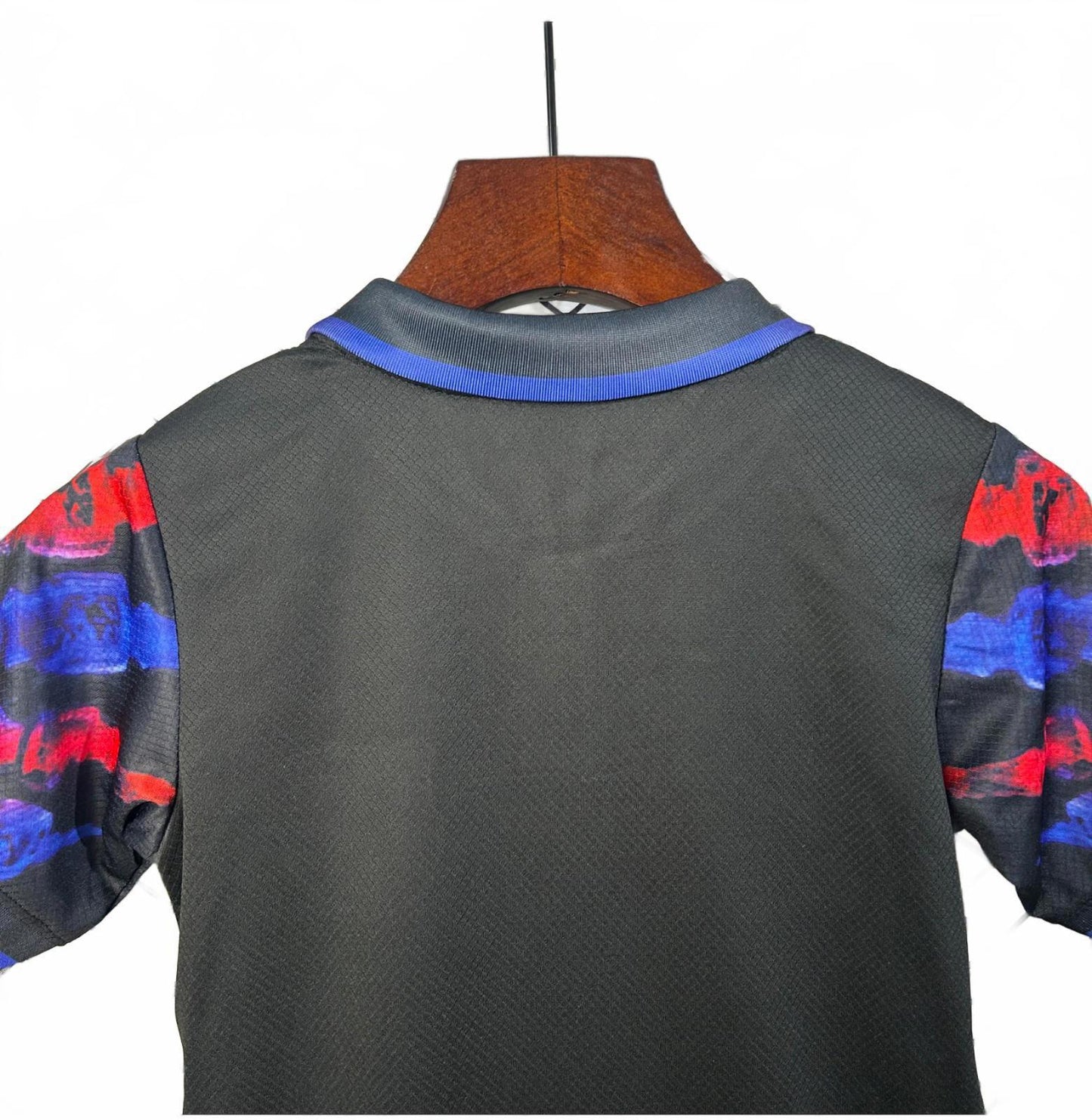 Barcelona 25/26 Nike Concept Kids Kit - Inc Socks